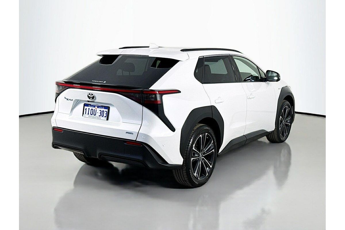 2024 Toyota bZ4X YEAM15R