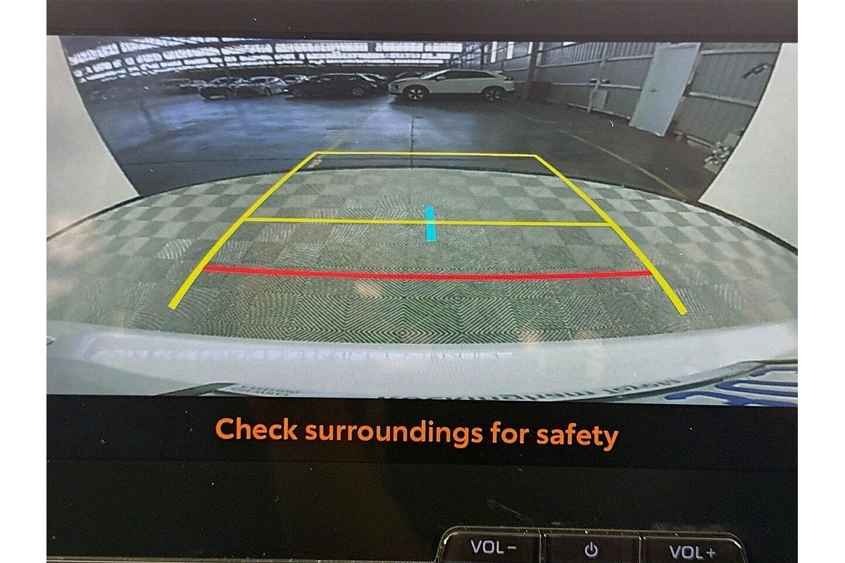 2024 Toyota bZ4X YEAM15R