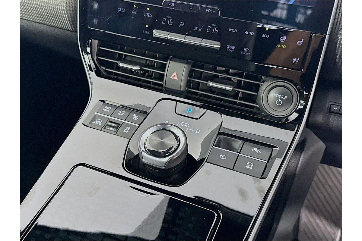 2024 Toyota bZ4X YEAM15R