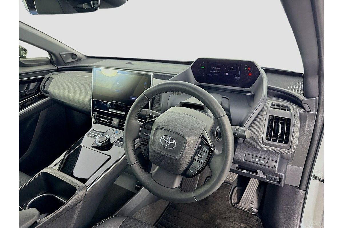 2024 Toyota bZ4X YEAM15R