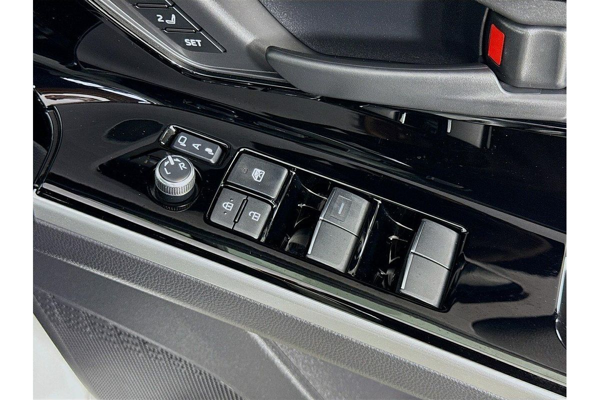 2024 Toyota bZ4X YEAM15R