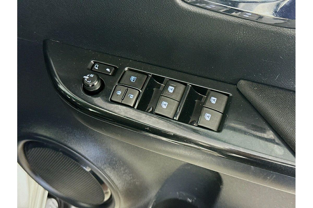 2019 Toyota Hilux SR5 GUN126R 4X4