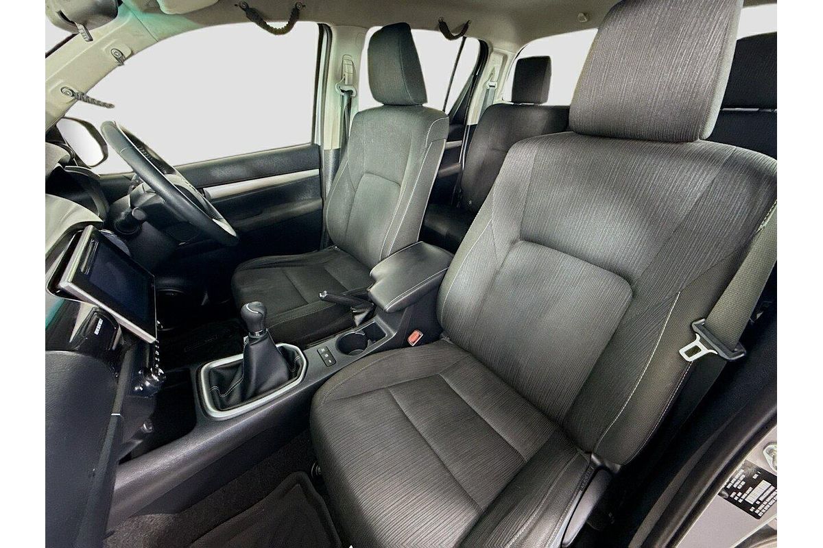 2019 Toyota Hilux SR5 GUN126R 4X4