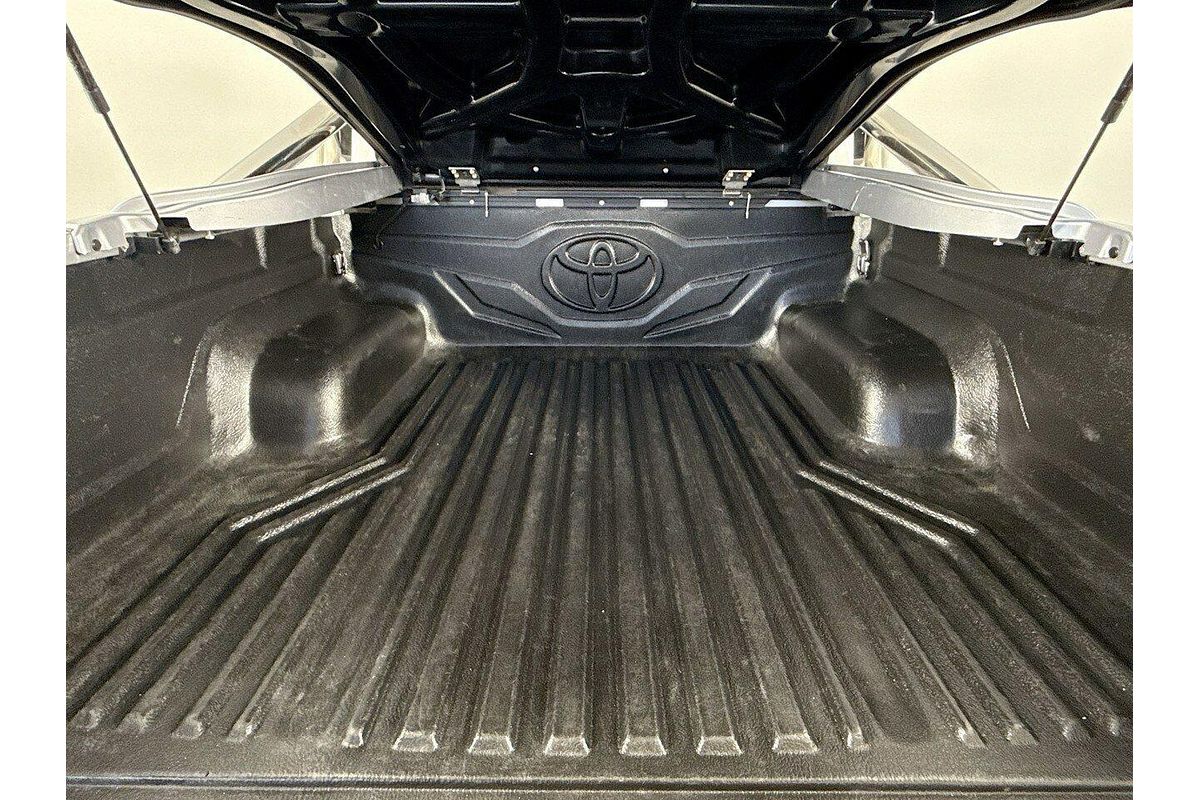 2019 Toyota Hilux SR5 GUN126R 4X4