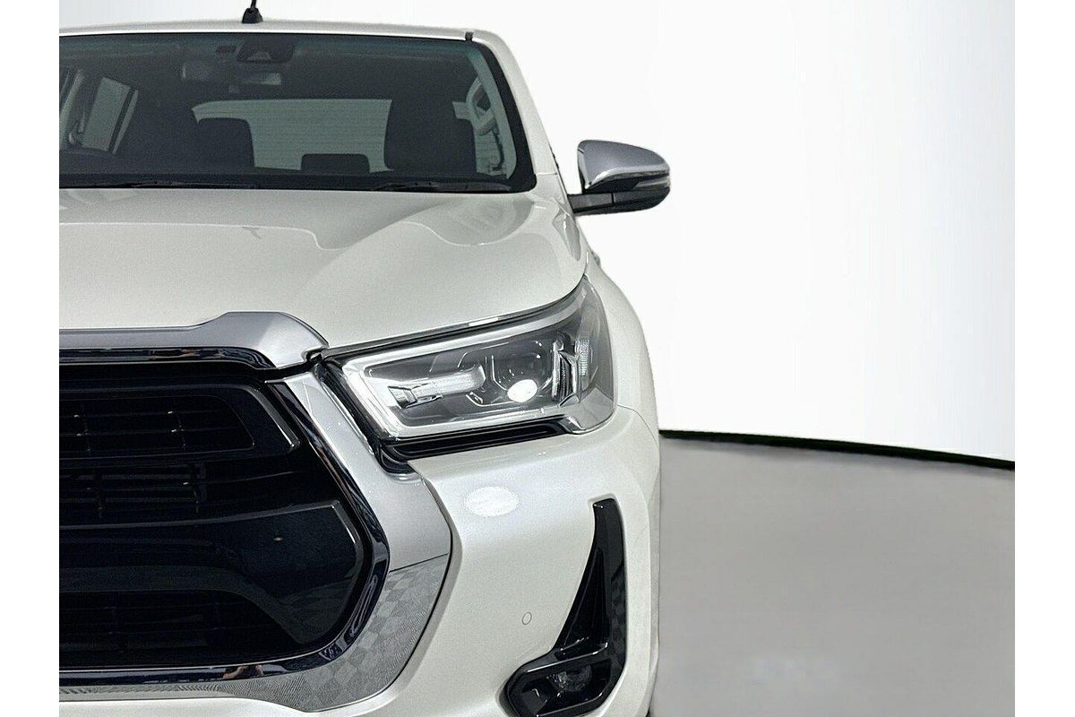 2021 Toyota Hilux SR5 GUN126R 4X4