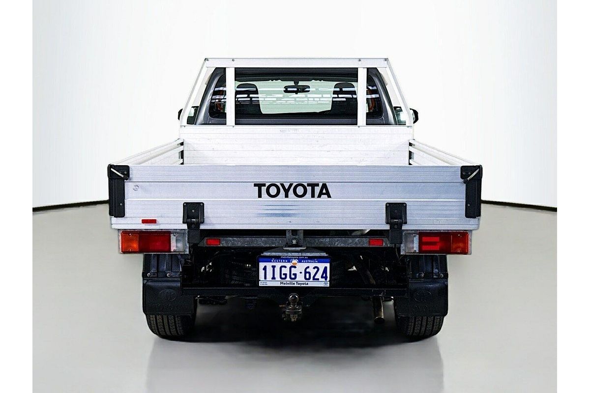 2017 Toyota Hilux Workmate TGN121R Rear Wheel Drive