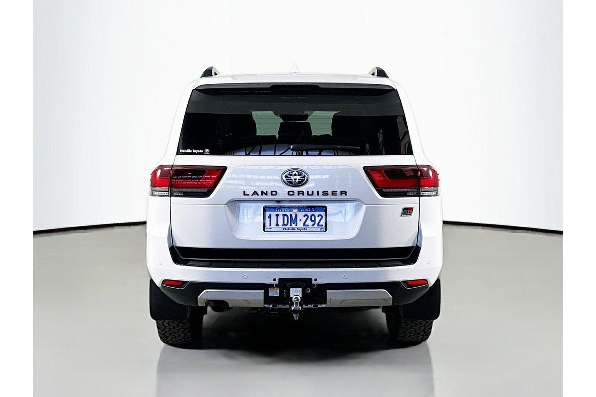 2024 Toyota Landcruiser GR Sport FJA300R