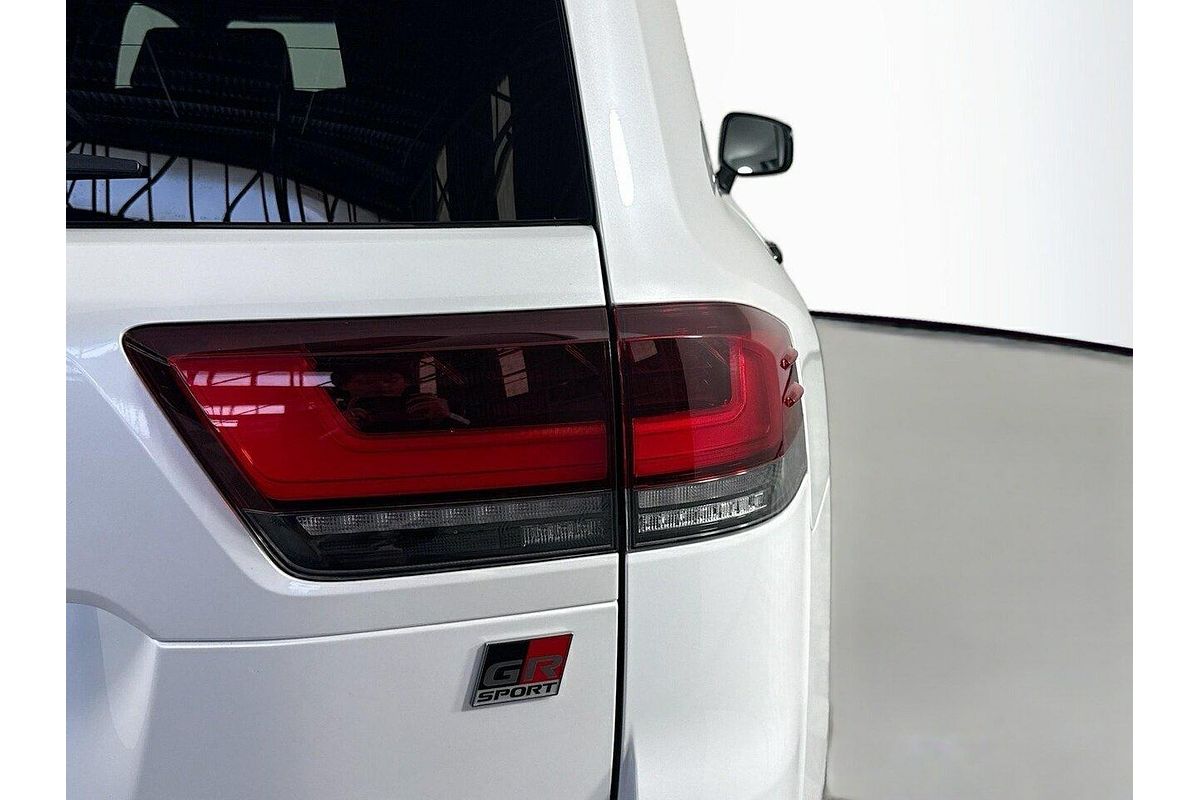 2024 Toyota Landcruiser GR Sport FJA300R