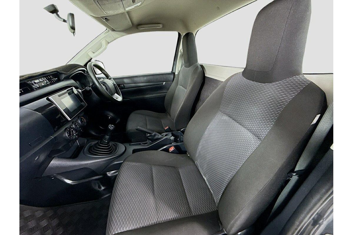 2017 Toyota Hilux Workmate TGN121R Rear Wheel Drive