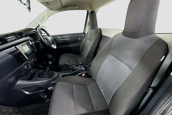 2017 Toyota Hilux Workmate TGN121R Rear Wheel Drive