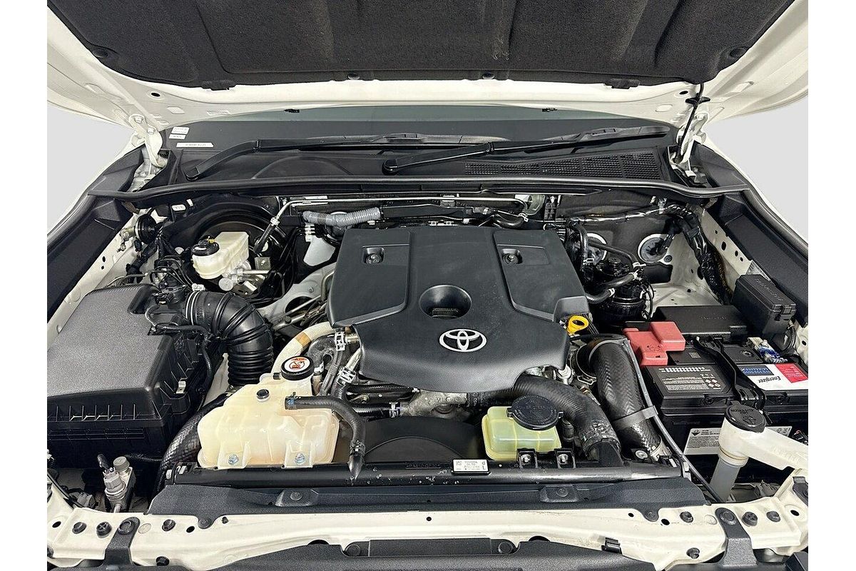 2021 Toyota Hilux SR5 GUN126R 4X4