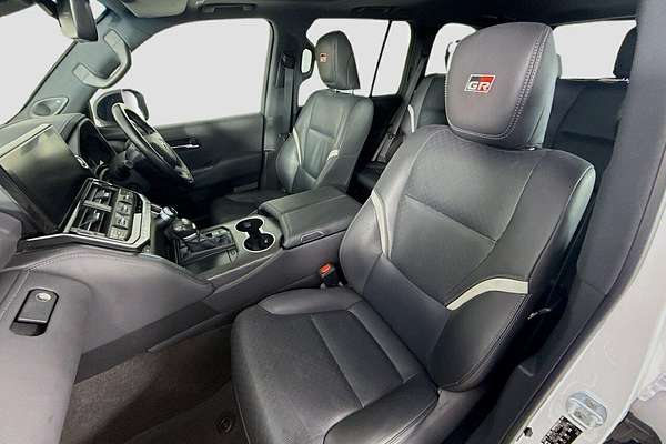 2024 Toyota Landcruiser GR Sport FJA300R