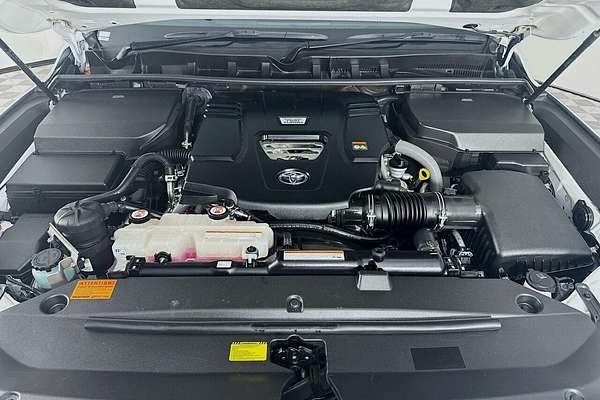 2024 Toyota Landcruiser GR Sport FJA300R