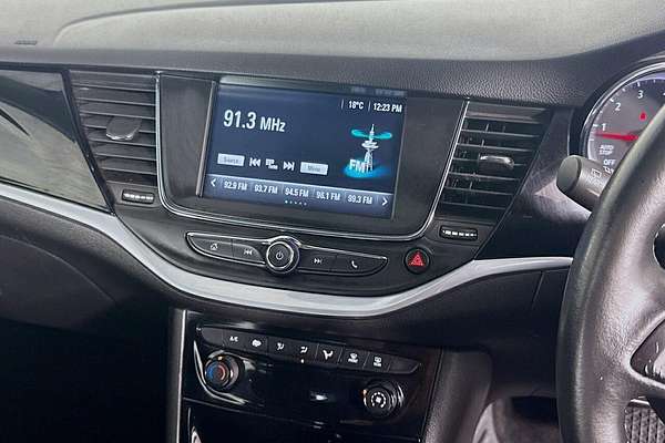 2017 Holden Astra R BK