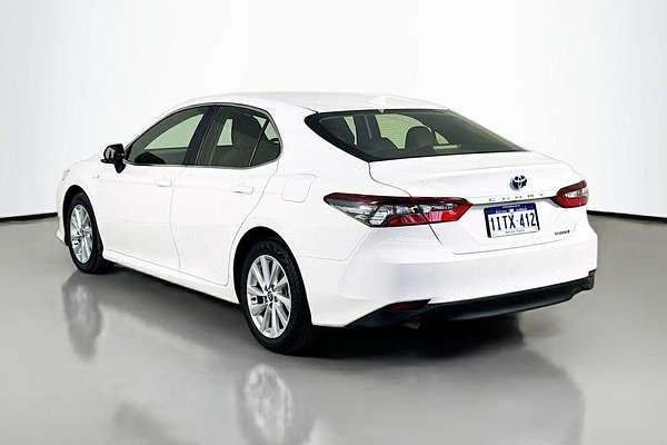 2021 Toyota Camry Ascent AXVH70R