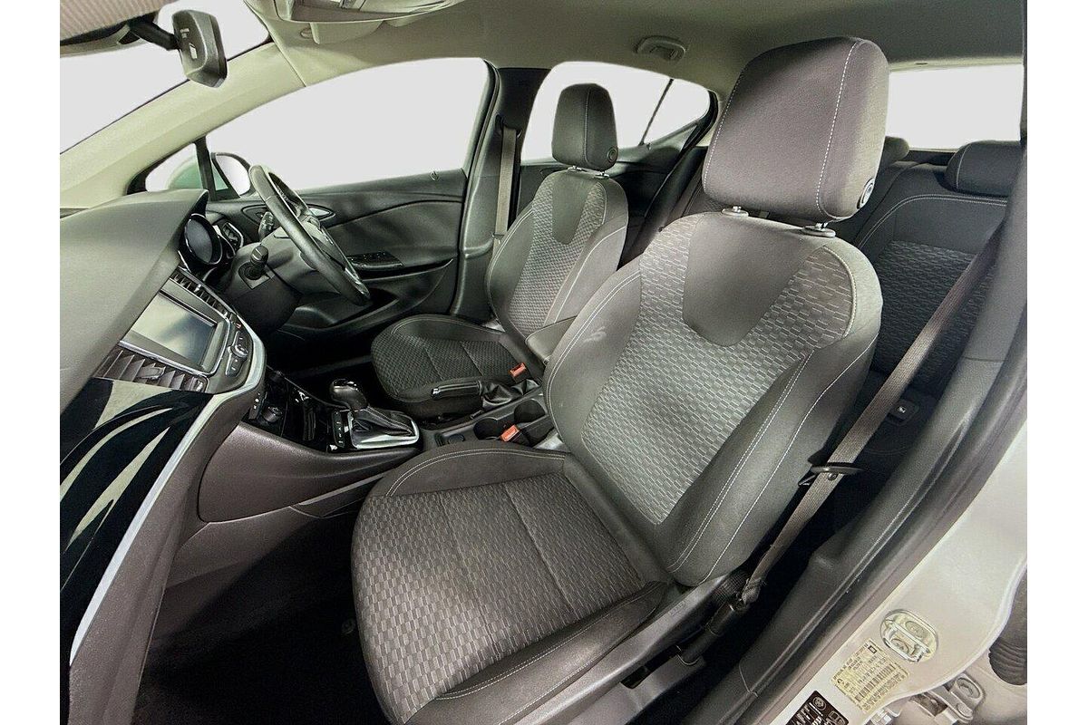 2017 Holden Astra R BK