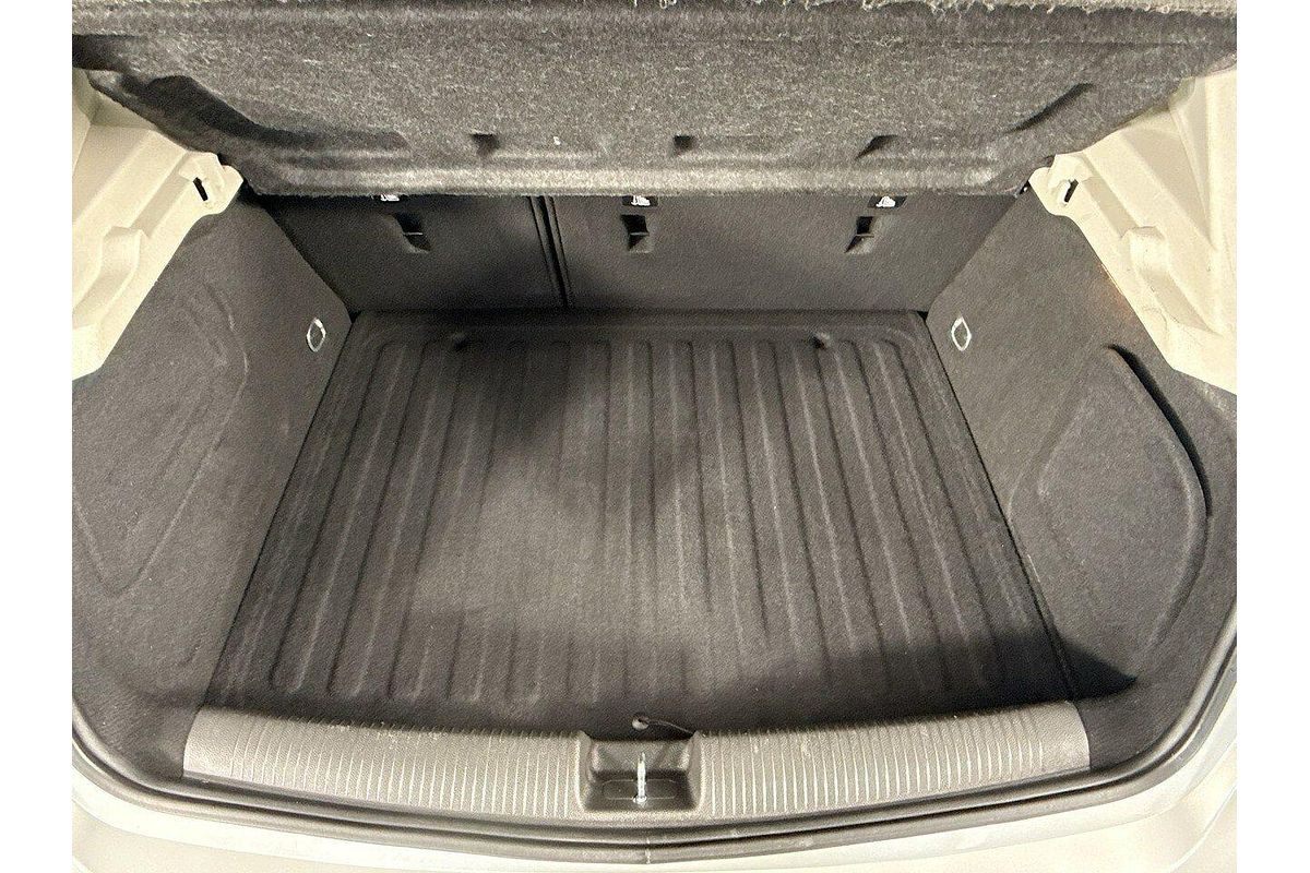 2017 Holden Astra R BK