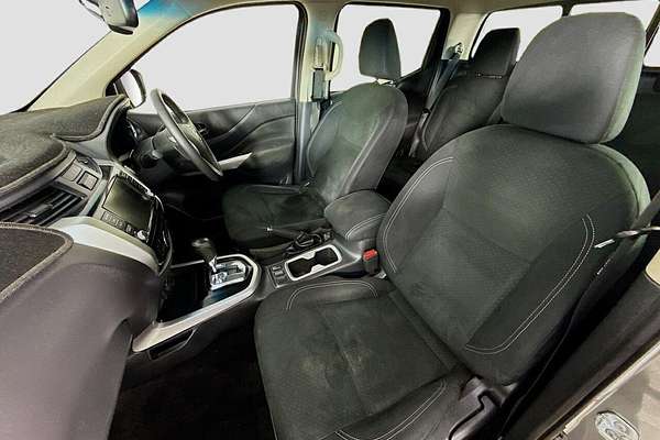 2020 Nissan Navara ST D23 Series 4 4X4