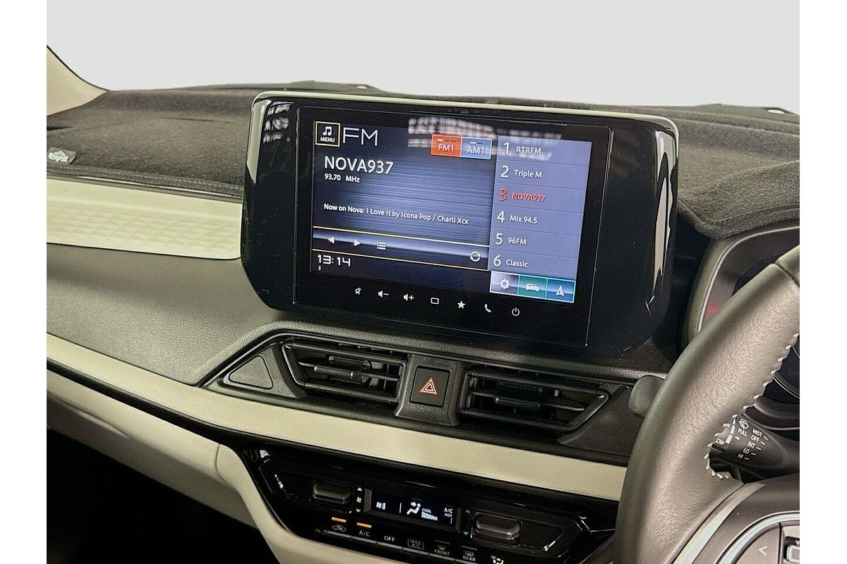 2025 Suzuki Swift Hybrid Plus UZ