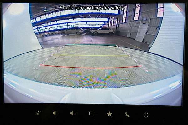 2025 Suzuki Swift Hybrid Plus UZ