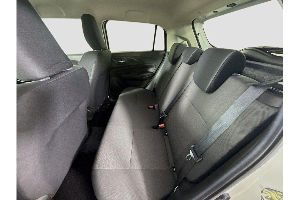 2025 Suzuki Swift Hybrid Plus UZ