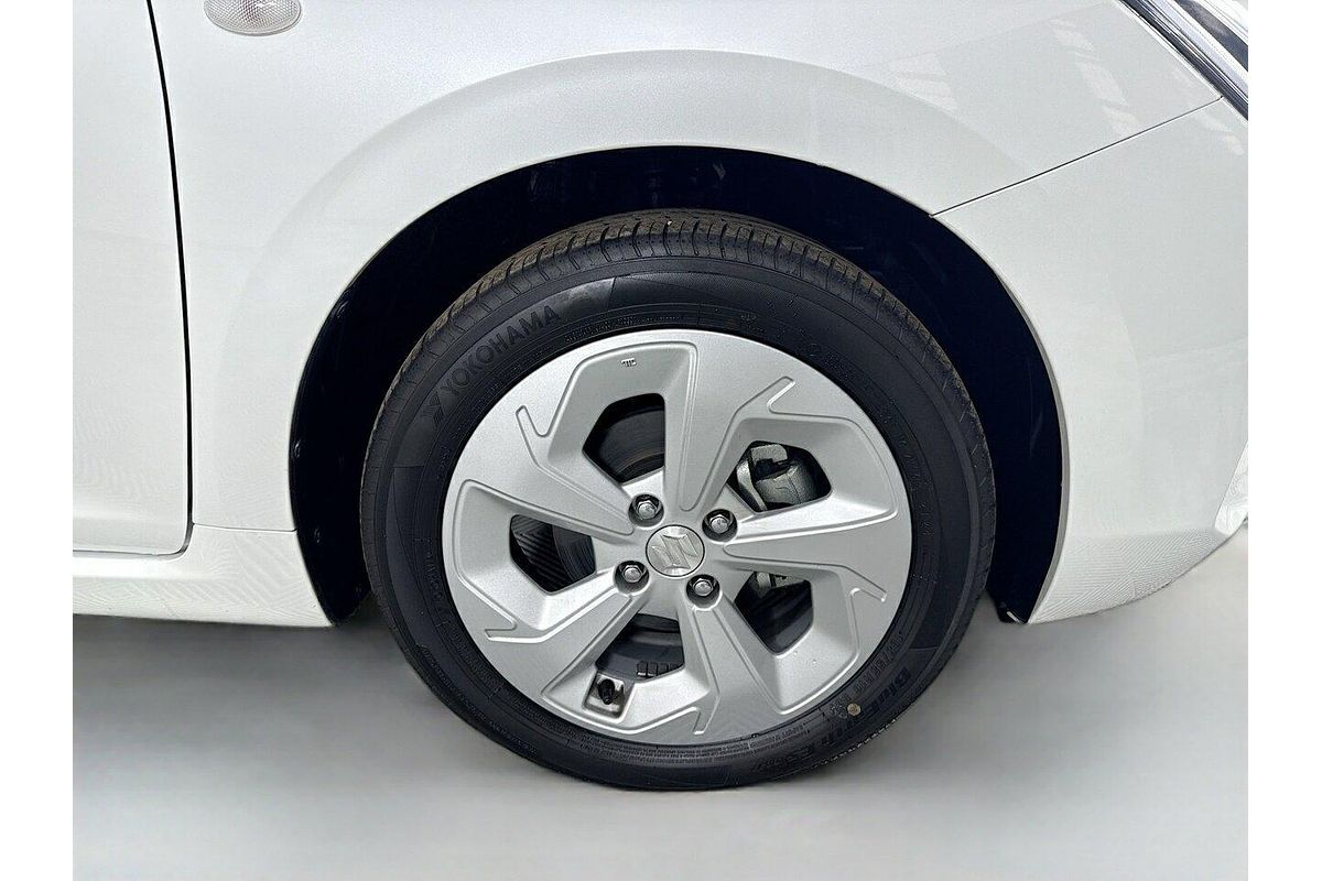 2025 Suzuki Swift Hybrid Plus UZ