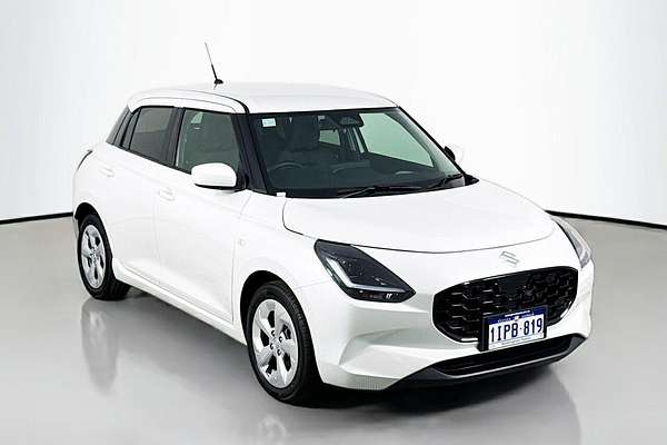 2025 Suzuki Swift Hybrid Plus UZ