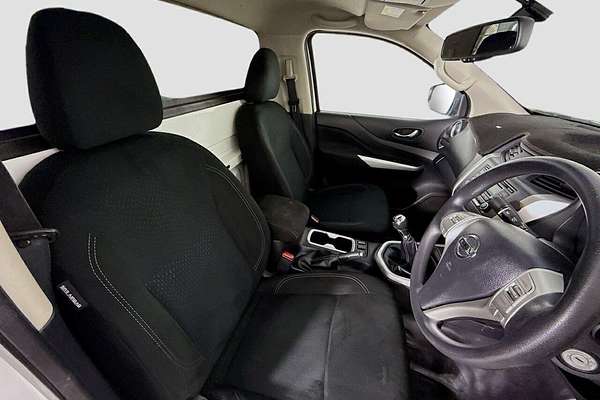 2017 Nissan Navara RX D23 Series 2 Rear Wheel Drive