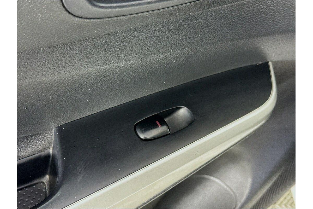 2017 Nissan Navara RX D23 Series 2 Rear Wheel Drive