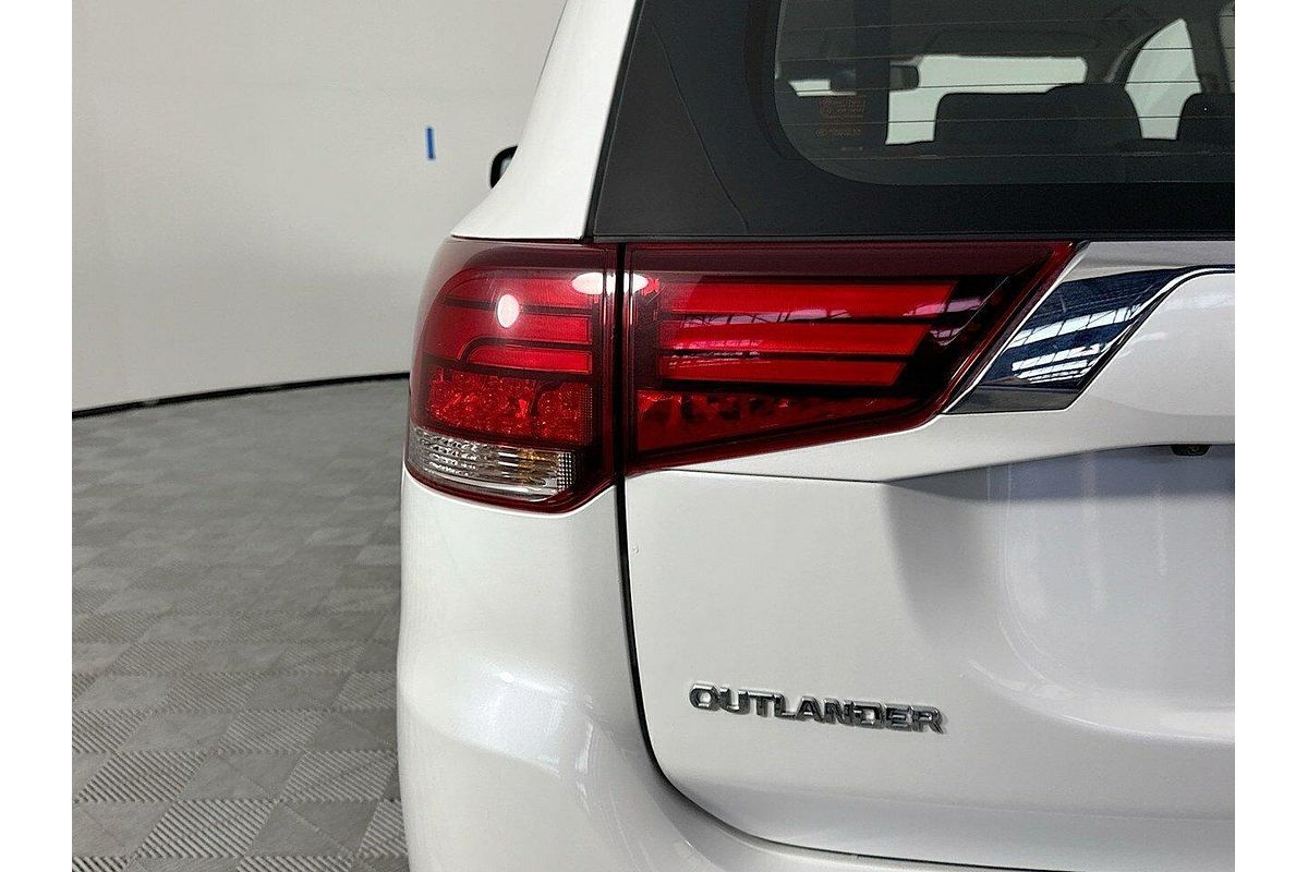 2019 Mitsubishi Outlander ES ZL