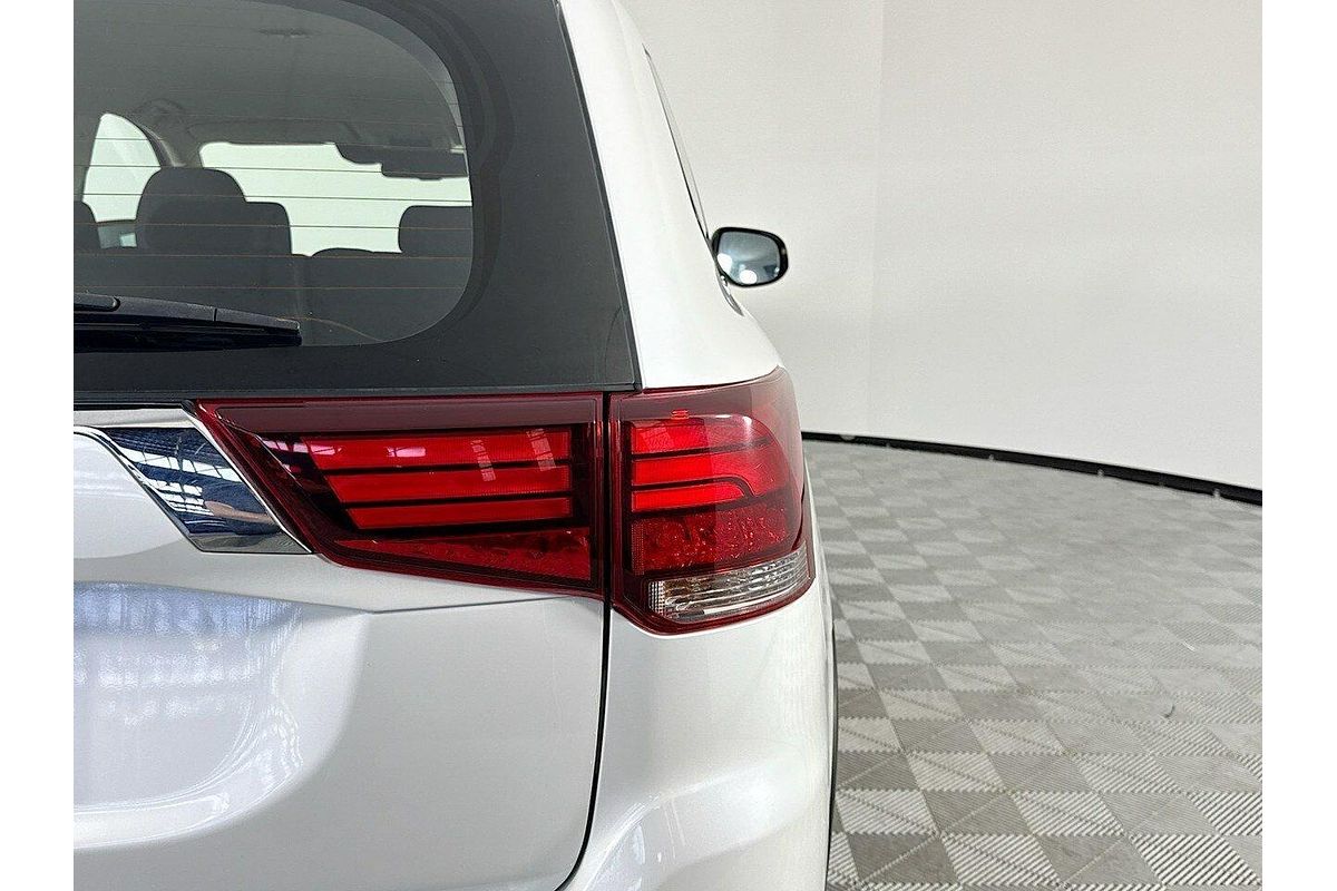 2019 Mitsubishi Outlander ES ZL