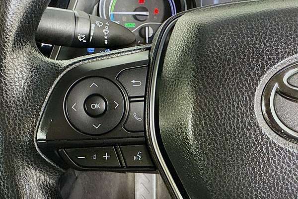 2021 Toyota Camry Ascent AXVH70R