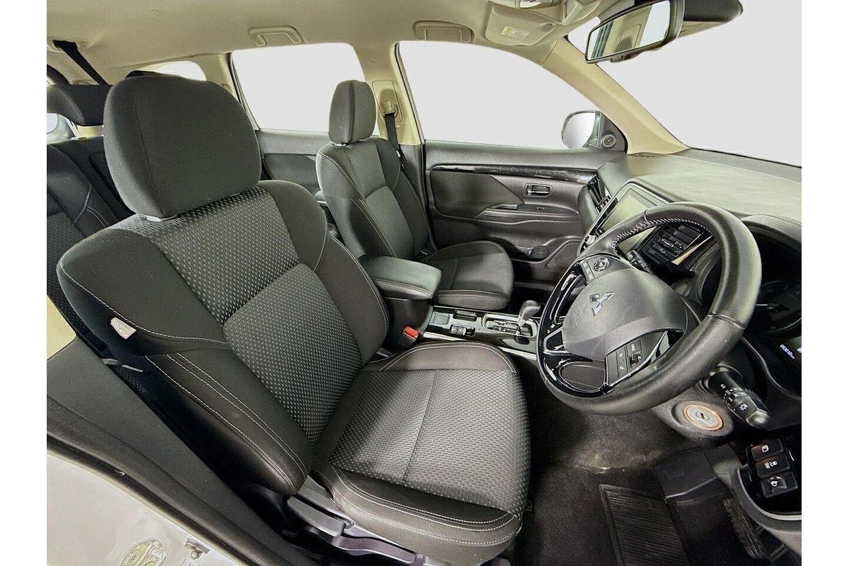 2019 Mitsubishi Outlander ES ZL