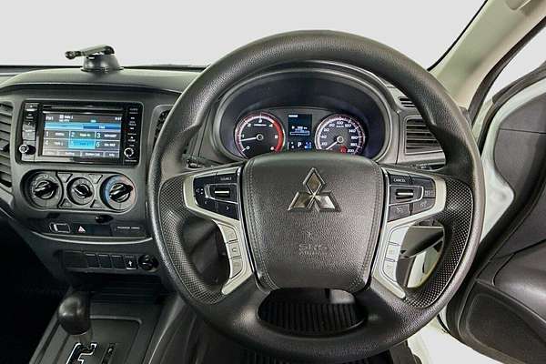 2018 Mitsubishi Triton GLX ADAS MR 4X4