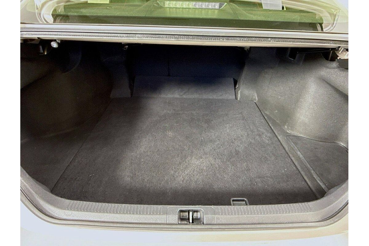 2021 Toyota Camry Ascent AXVH70R