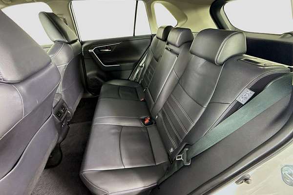 2021 Toyota RAV4 Cruiser AXAH52R