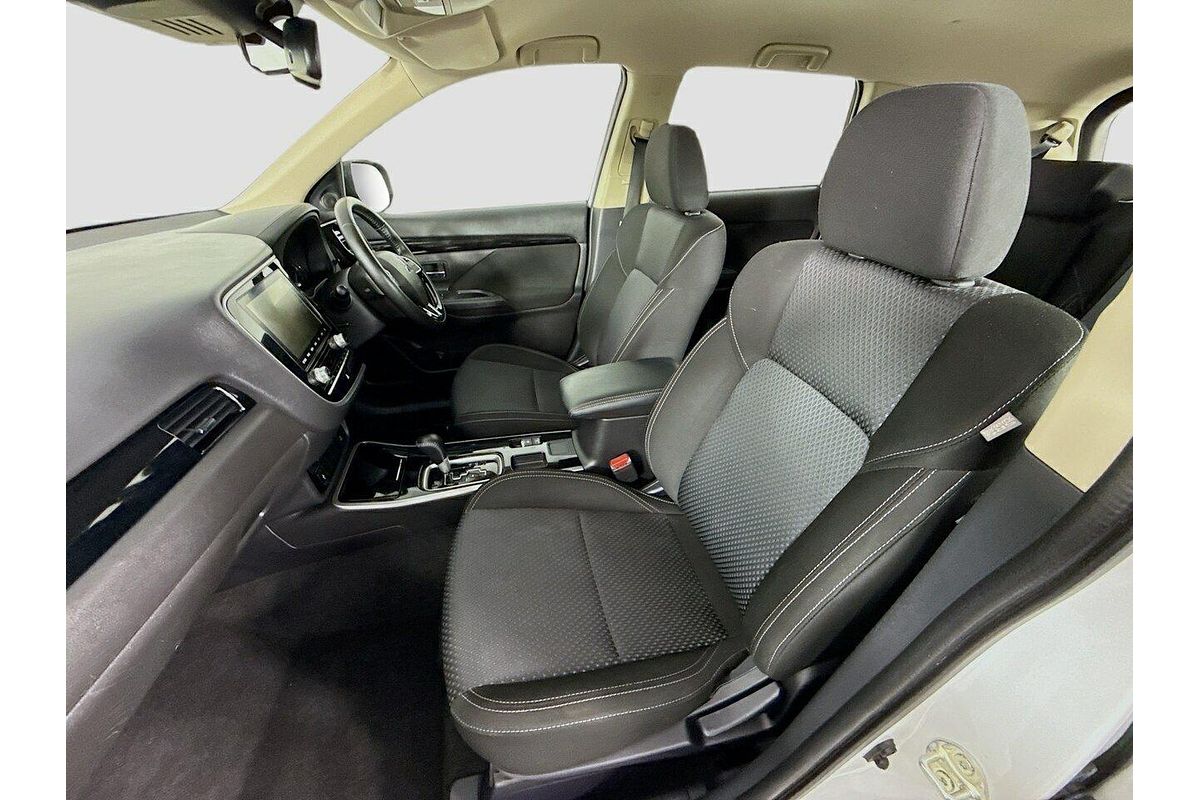 2019 Mitsubishi Outlander ES ZL