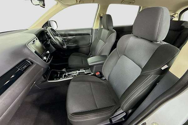 2019 Mitsubishi Outlander ES ZL