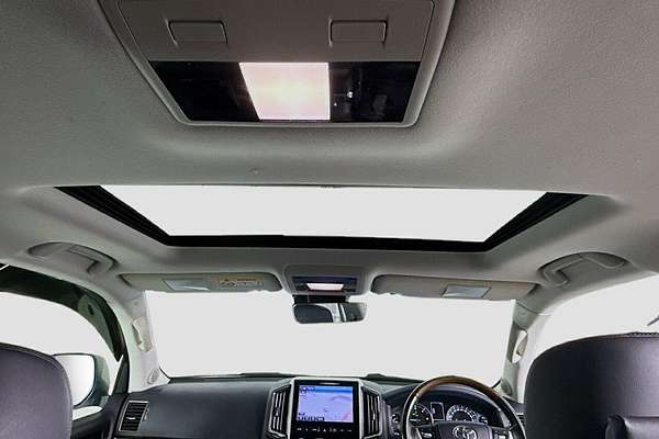 2021 Toyota Landcruiser Sahara VDJ200R