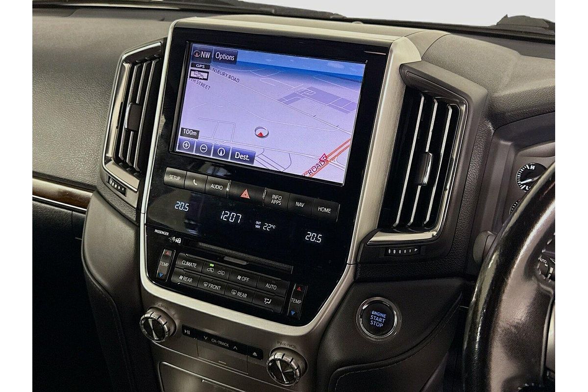 2021 Toyota Landcruiser Sahara VDJ200R