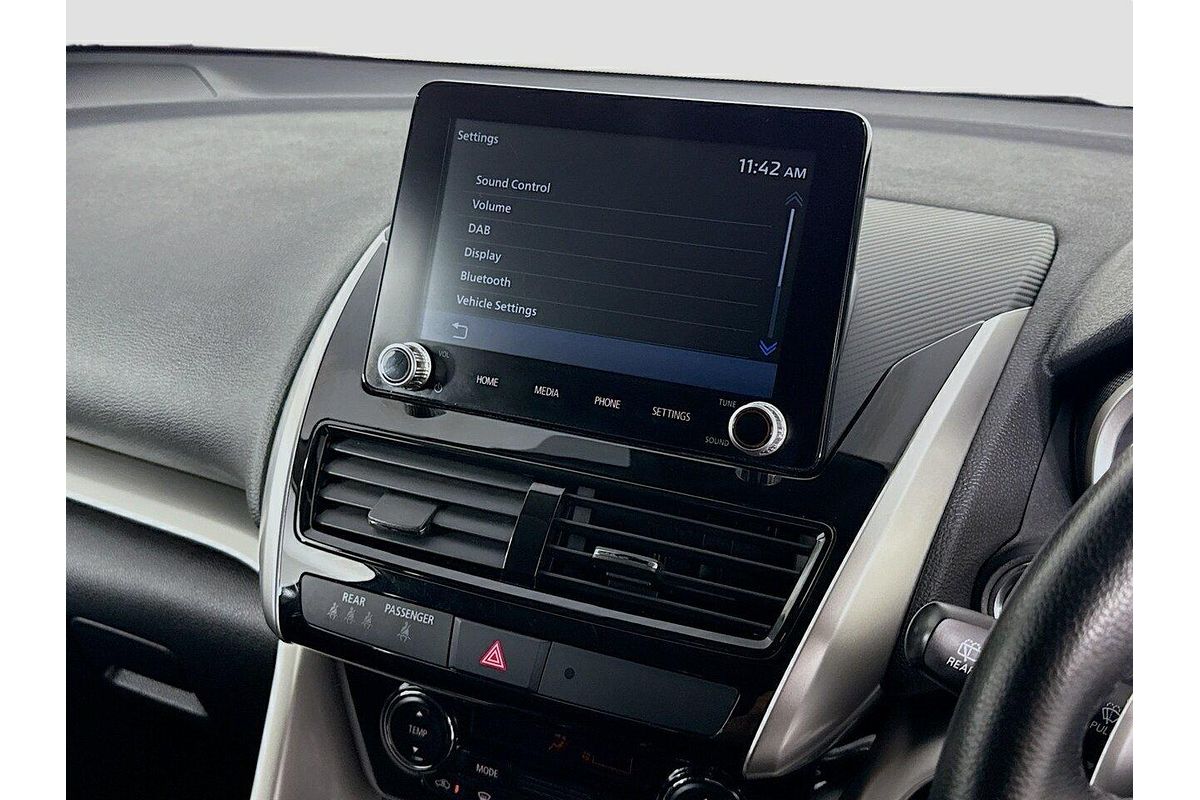 2024 Mitsubishi Eclipse Cross LS YB