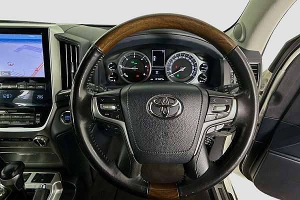 2021 Toyota Landcruiser Sahara VDJ200R