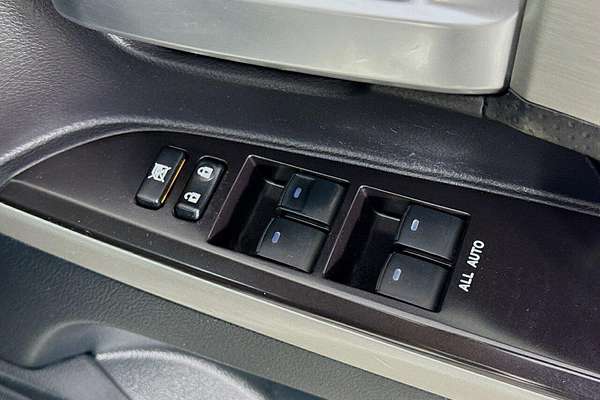 2021 Toyota Landcruiser Sahara VDJ200R