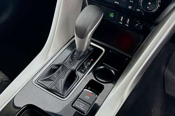 2024 Mitsubishi Eclipse Cross LS YB