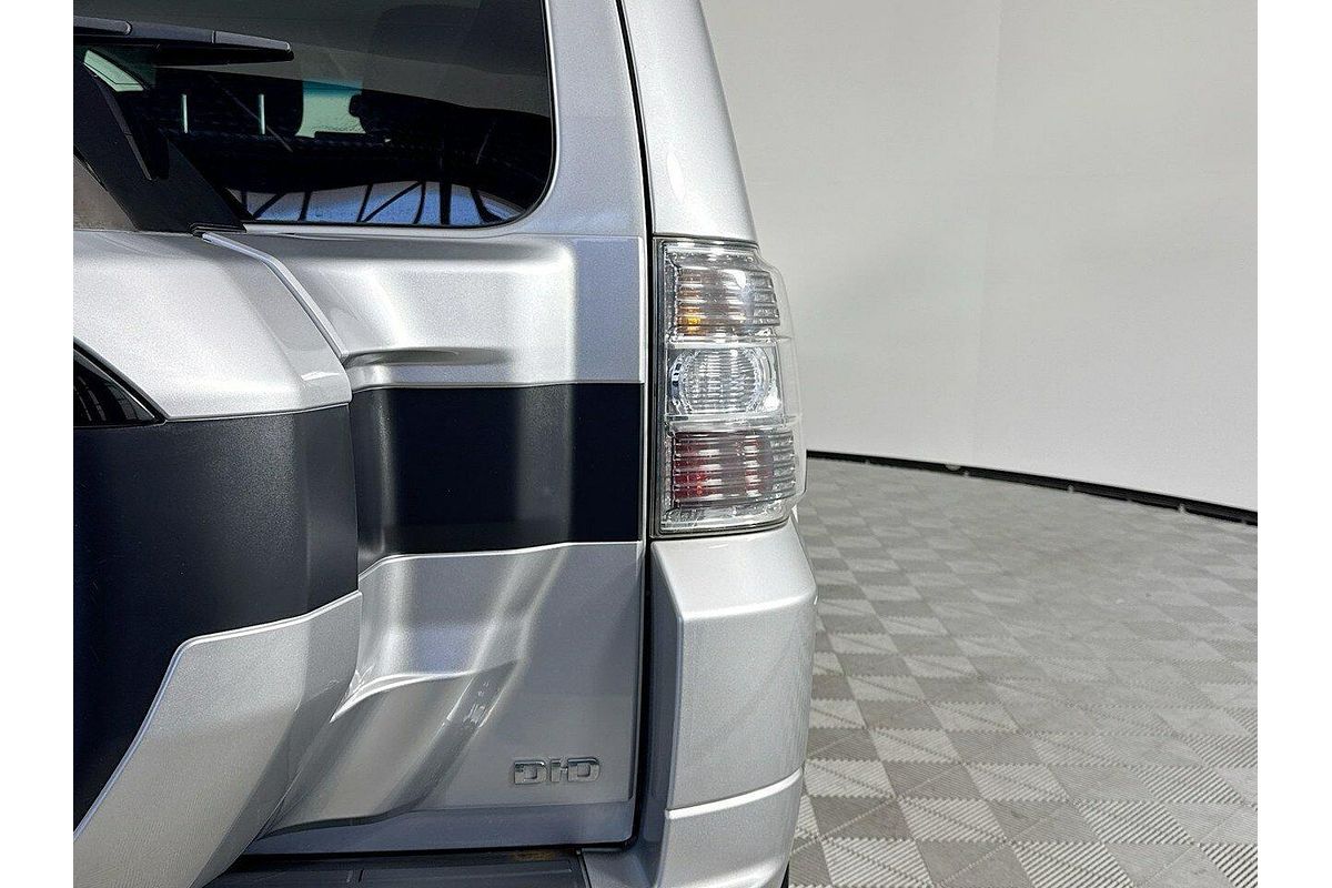 2018 Mitsubishi Pajero GLX NX