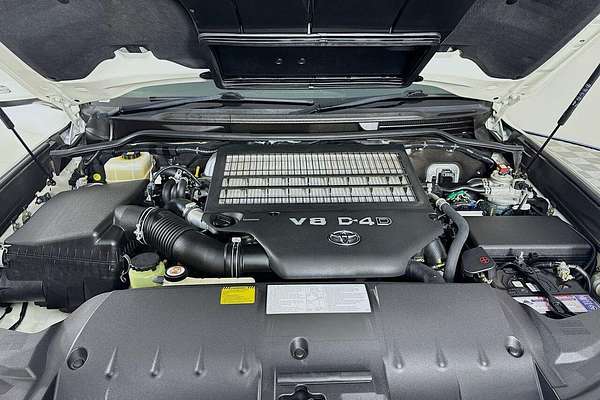 2021 Toyota Landcruiser Sahara VDJ200R