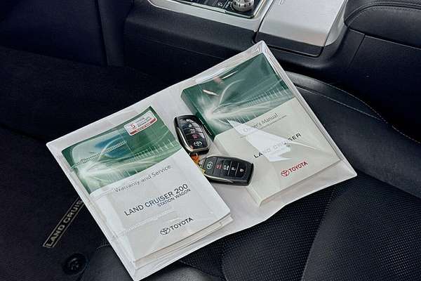 2021 Toyota Landcruiser Sahara VDJ200R