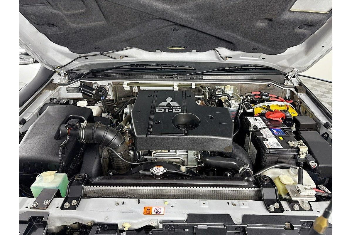 2018 Mitsubishi Pajero GLX NX