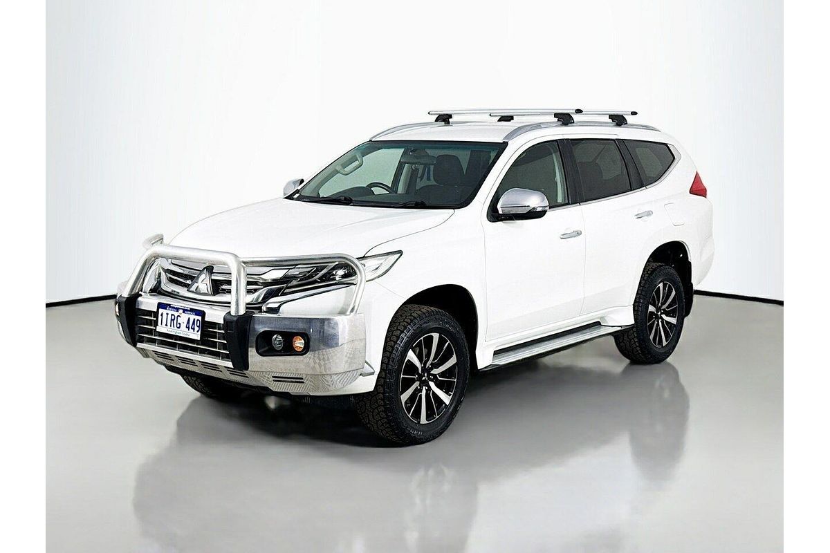 2017 Mitsubishi Pajero Sport GLX QE