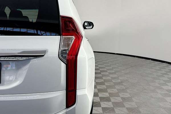 2017 Mitsubishi Pajero Sport GLX QE